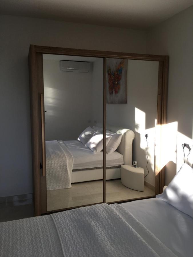 Apartment Marina Komiza Luaran gambar