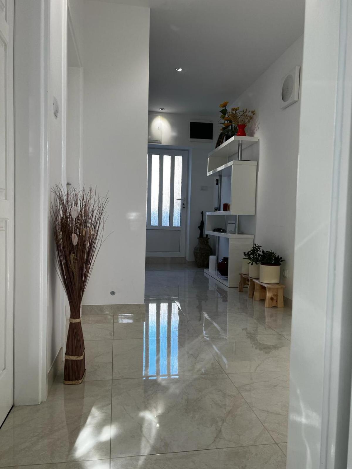 Apartment Marina Komiza Luaran gambar